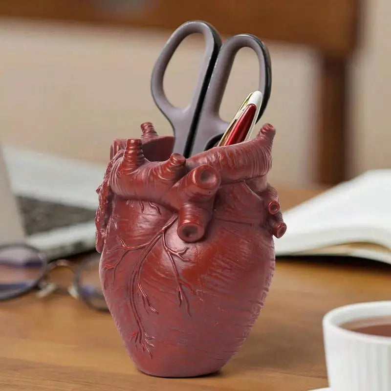 Desktop Organizer Containers Pencil Card Holder With Heart Design Multipurpose Resin Makeup Brush Desk Organizer Art Supply