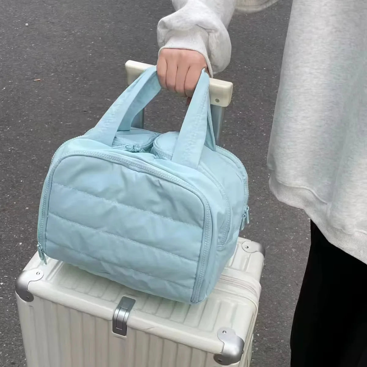 Multi opening makeup bag, suitable for commuting, travel, and home, suitable for makeup and grooming storage