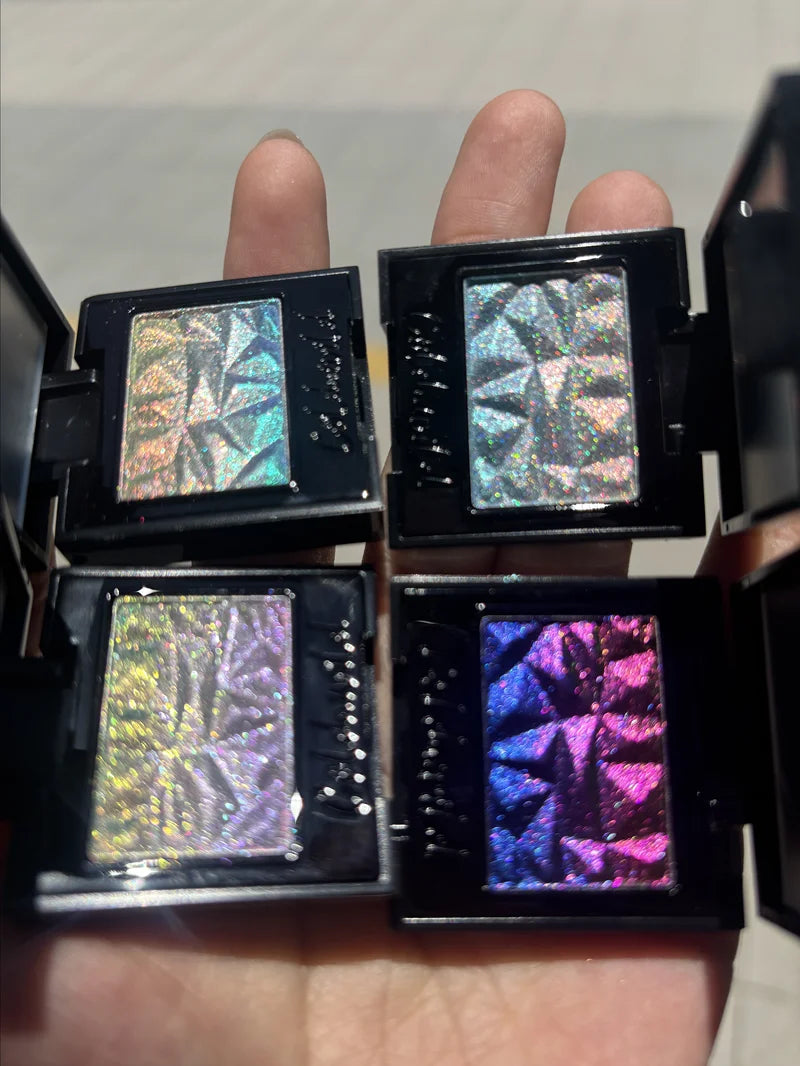 Coldnwild Monochrome Gradual Eye Shadow Chameleon Glitter Highly Pigmented Blue Purple High Concentration Optical Eye Makeup