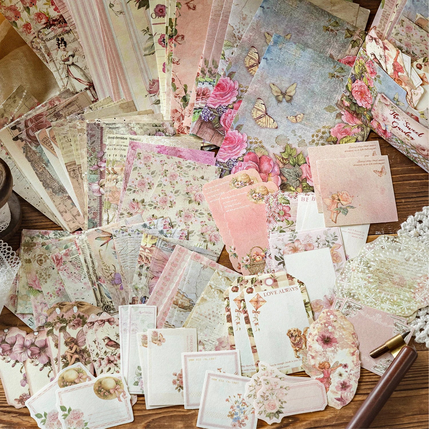 400pcs Garden Post Office Collection Light Paper Material Pack DIY Handbook Collage Journal Notebook Scrapbook Envelope