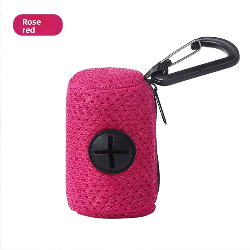 Dog Poop Bag Dispenser Hangingable Dog Poop Bag Holder Poo Bags Dispenser forDogs Walking Garbage Bags Dispensers Pet Supplies